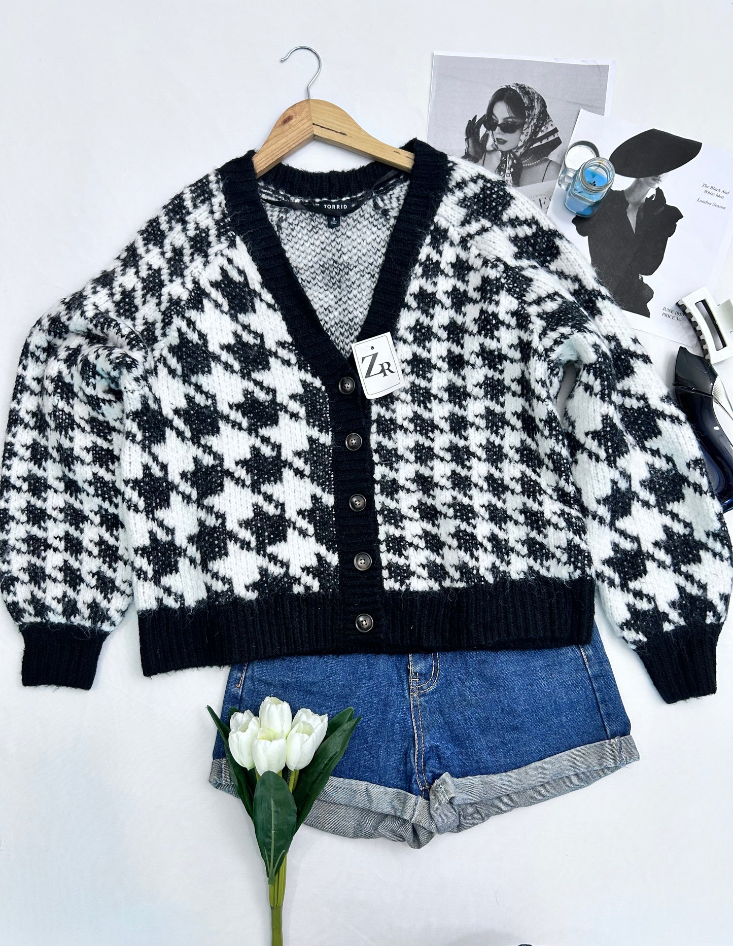 Black and white cozy