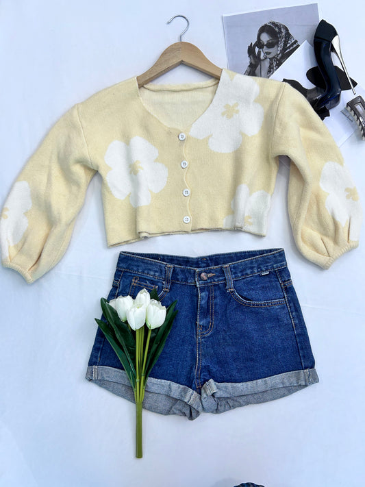 Butter yellow floral