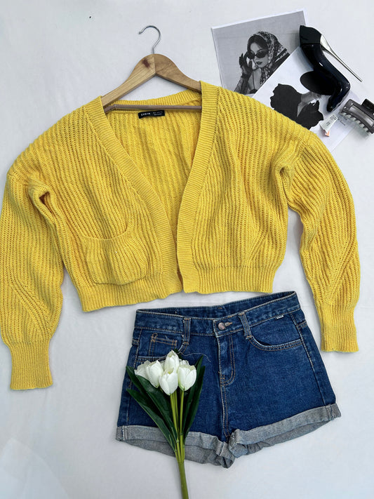 Yellow cutie shrug