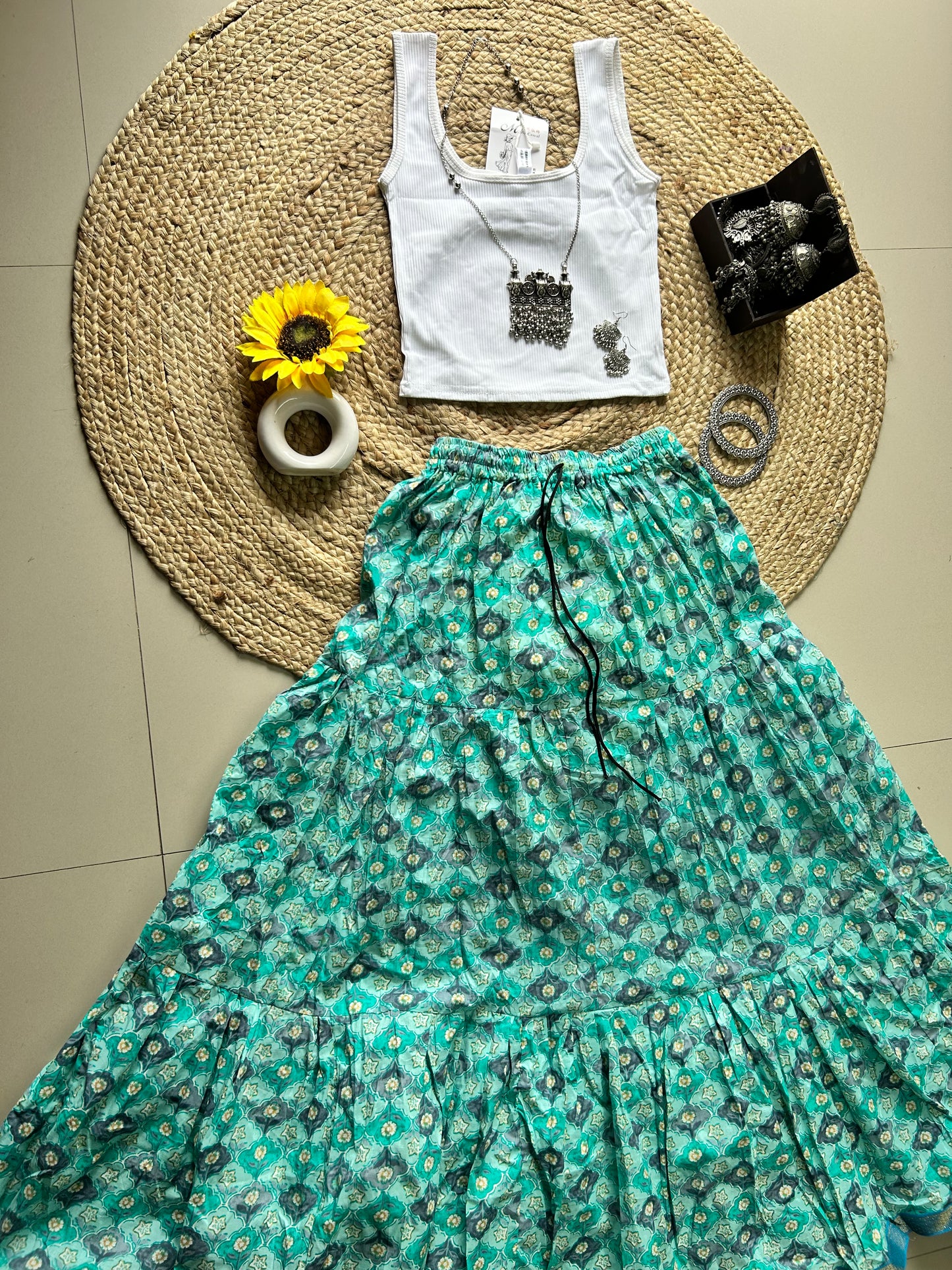 Sea green pattern printed skirt