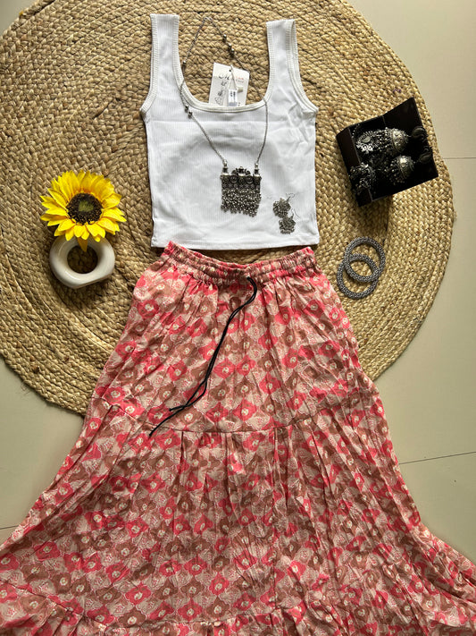 Pink pretty pattern skirt