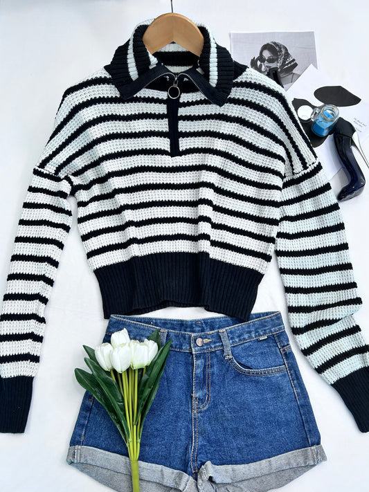 B&W striped collar