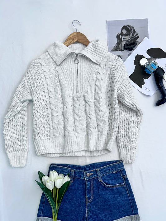 White zipper pullover