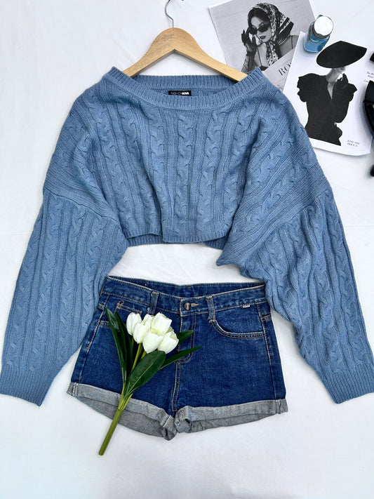 Pretty blue pullover