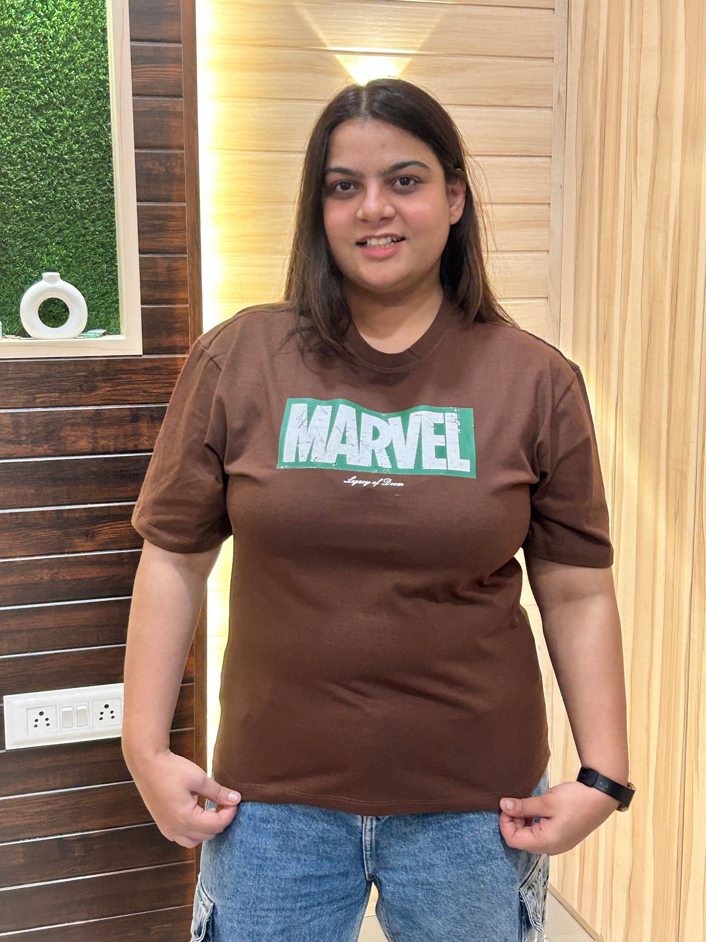 MARVEL-BROWN T-SHIRT
