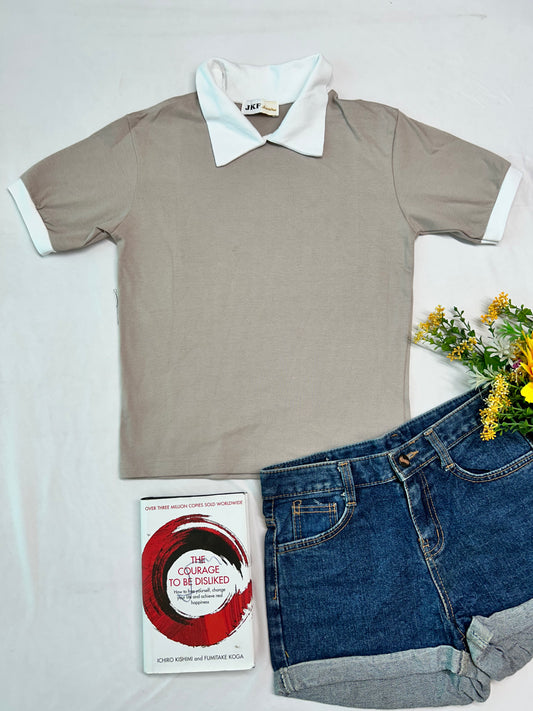 Collar contrast -Beige