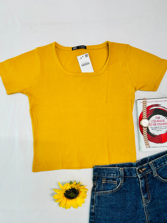 Round neck -Mustard